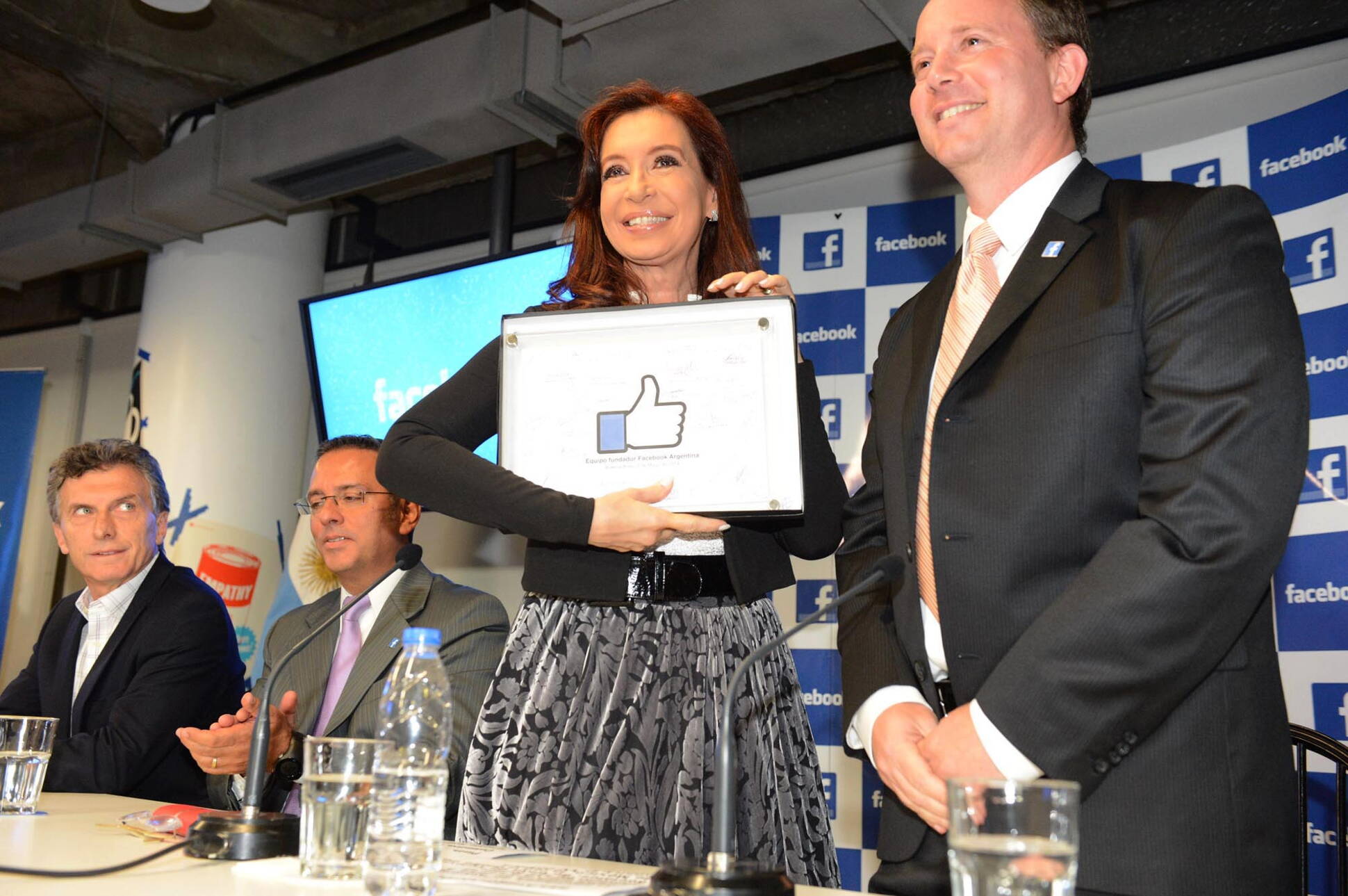 “La tecnología está cambiando el mundo”, afirmó la Presidenta al inaugurar las oficinas de Facebook en Argentina
