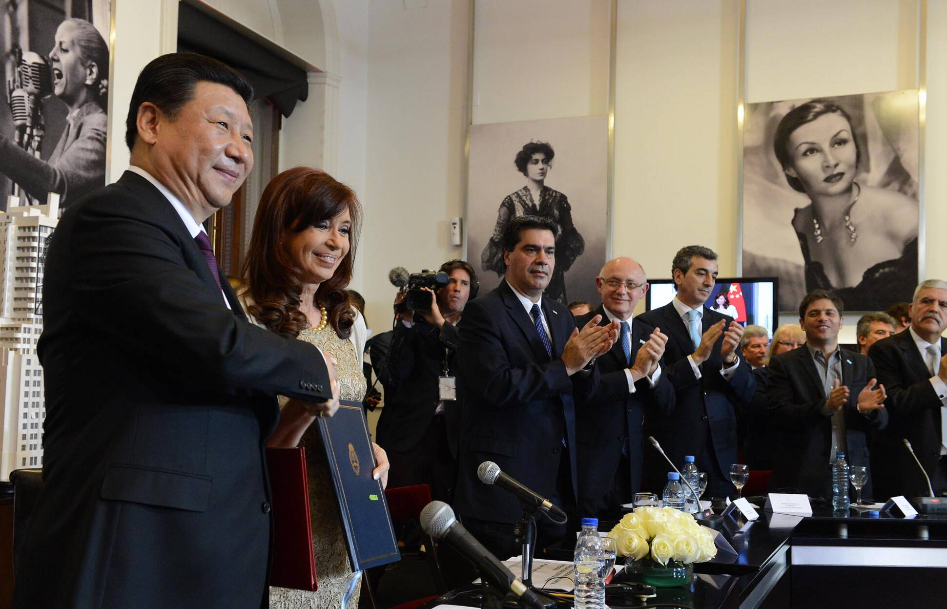 Argentina y China suscribieron un acuerdo de asociación estratégica integral