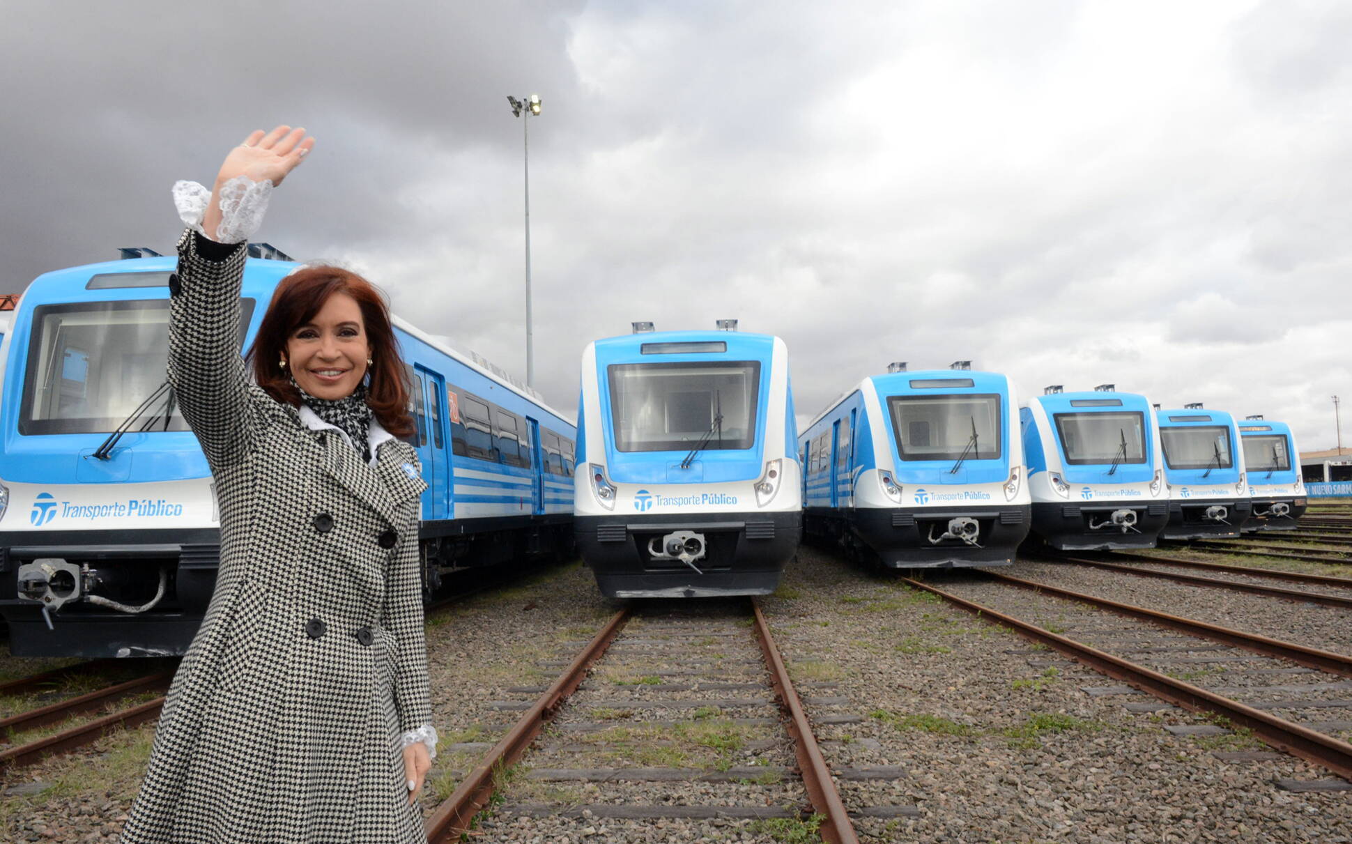 “Los trenes son del pueblo argentino”, afirmó la Presidenta al presentar nuevas formaciones del Sarmiento