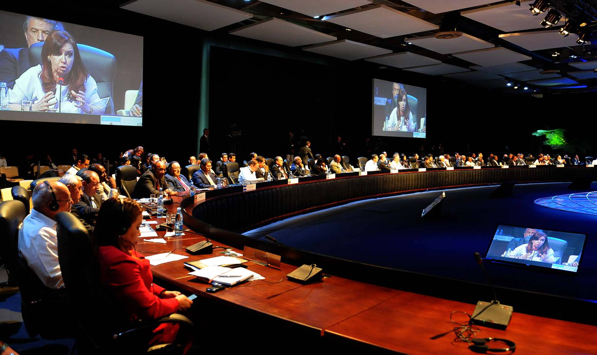 “La integración no debe ser sólo un tema de agenda, sino una política de Estado”, afirmó la Presidenta en la cumbre de la CELAC
