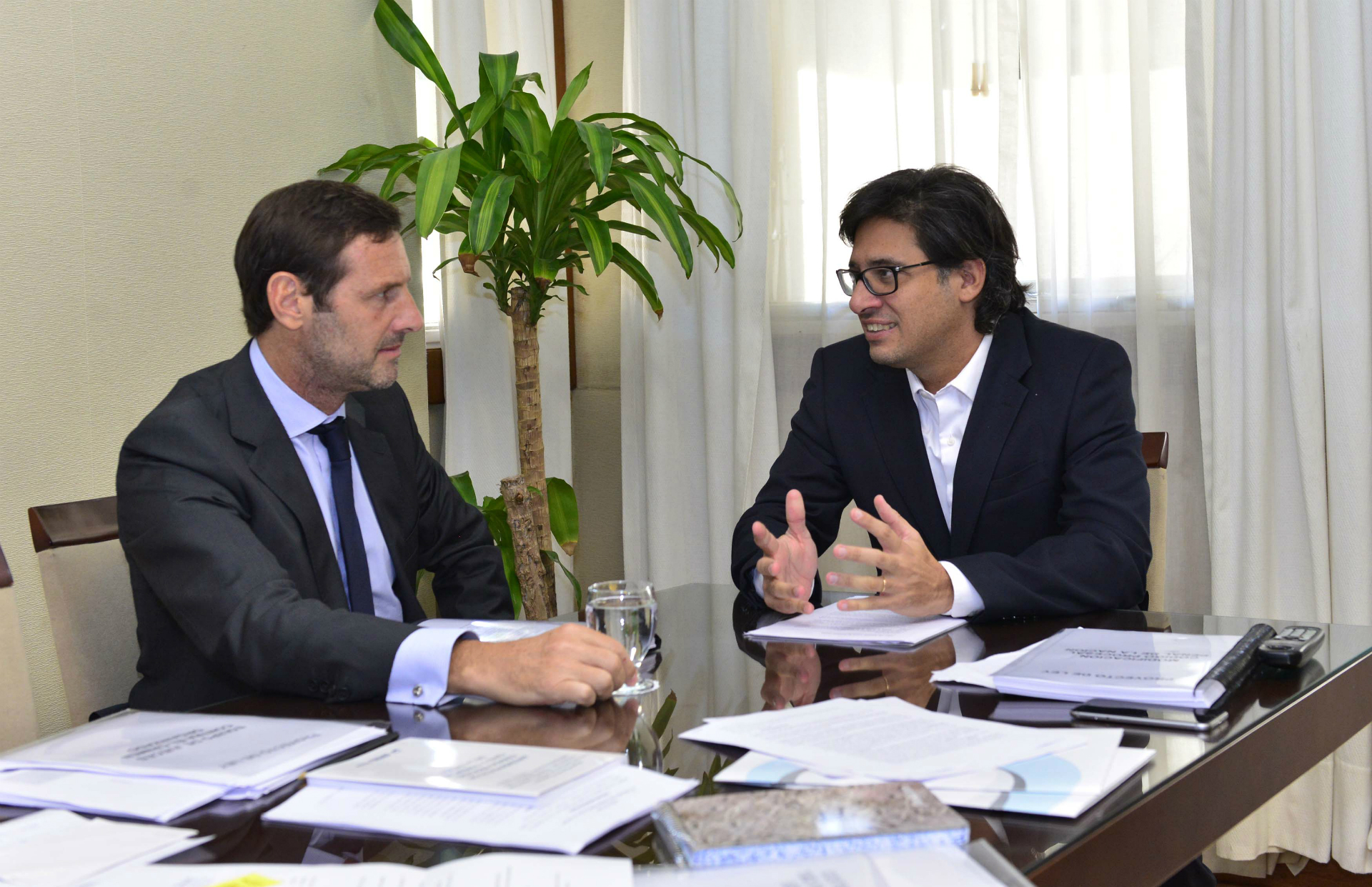 El ministro de Justicia, Germán Garavano y Juan Marteau