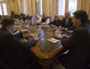 Capitanich, Tomada y representantes de gremios petroleros en Casa de Gobierno