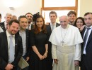 La Presidenta, el Papa Francisco y la comitiva oficial en el Vaticano