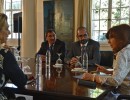 La Presidenta recibe a directivos de Renault Argentina en la residencia de Olivos