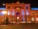 La Casa Rosada iluminada de azul