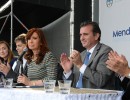 Cristina Fernández, Axel Kicillof, Francisco Pérez y Aníbal Fernández en Mendoza