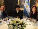 La Presidenta junto a su par de Bolivia, Evo Morales, y el gobernador de la prov. de Buenos Aires