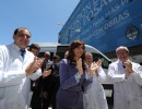 Cristina Fernández junto a directivos del Hospital Posadas