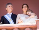 Mauricio Macri, su esposa Juliana Awada y su hija Antonia en el balcón de la Casa Rosada