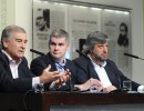 Marcos Peña, Oscar Aguad y Miguel de Godoy en Casa de Gobierno