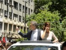 El presidente Mauricio Macri   junto a la primera dama se trasladan hacia la Casa Rosada para recibi