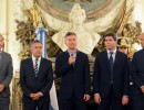 El presidente Mauricio Macri visitó Tandanor y recorrió la isla Demarchi