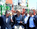 El Presidente recorrió el astillero de reparaciones navales Tandanor en el puerto de Buenos Aires.