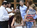 Mauricio Macri con Iara y Kala Nisman, hijas del fiscal Alberto Nisman