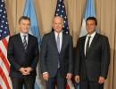 Durante la reunión con el Vicepresidente de Estados Unidos, Macri estuvo acompañado por el diputado nacional y líder del Frente Renovador, Sergio Massa. 