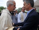 El Presidente dialoga con el arzobispo de Buenos Aires, cardenal Mario Poli, en un oficio religioso en memoria del cura José Brochero.