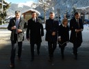 El presidente Mauiricio Macri junto a parte de la delegación argentina que concurrió al Foro Económi