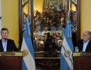 El Presidente y el gobernador de Corrientes ofrecieron una conferencia de prensa.
