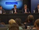Conferencia de prensa de Alfonso Prat Gay