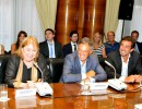 El ministro de Producción, Francisco Cabrera, junto a la Canciller, Susana Malcorra