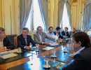 Mauricio Macri, Ricardo Buryaile y miembros de su cartera