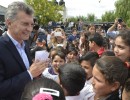 El Presidente entregó aulas digitales en una escuela de Merlo.