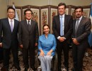 Encuentro con Directivos de Posco, Samsung y Hyundai