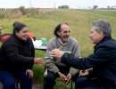 El Presidente visitó a un vendedor de tortas santiagueñas que le envió una carta tras asumir