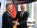 El presidente Macri visitó las instalaciones de las automotrices Volkswagen y Mercedes Benz en Alemania