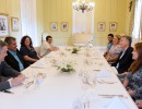 El Presidente almorzó con vecinos a los que había visitado en 2015