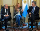 El Presidente se reunió en Chile con empresarios y con jóvenes emprendedores