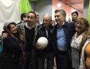 El Presidente visitó un club barrial de Morón que amplió sus instalaciones con ayuda estatal