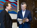El Presidente recibió a Bono, el líder de la banda U2