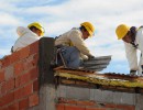 En el sector de la construcción ya trabajan 420 mil personas registradas  