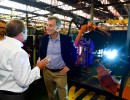 El Presidente recorrió una fábrica de máquinas agrícolas