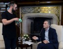 El Presidente recibió a emprendedores que crearon una aplicación de realidad virtual para dejar de fumar