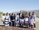 El Presidente visitó una escuela de Cachi y saludó a vecinos