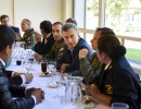 Macri agasajó a los brigadistas que rescataron a los funcionarios varados en la alta montaña