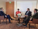 Macri se reunió con la ministro de Recursos Humanos de Singapur