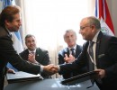 Los presidentes Macri y Abdo Benítez firmaron acuerdos bilaterales