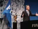 El presidente Macri fue distinguido en la FIFA por sus aportes al fútbol mundial