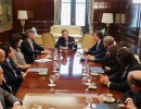 Argentine government announces plans to eliminate primary fiscal deficit next year