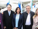 President Fernández arrives in Israel