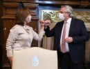 El Presidente recibió a la gobernadora de Río Negro, Arabela Carreras