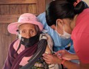 Intenso ritmo en la campaña de inmunización: más 400 mil personas fueron vacunadas en un solo día en la Argentina