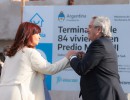 Alberto Fernández: “Estas casas dan alegría, trabajo y dignidad a quienes hoy comienzan a vivir en ellas”