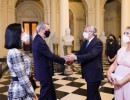 El presidente recibió en Casa Rosada a su par de República Dominicana, Luis Abinader