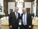 El presidente recibió al embajador de Chile, Nicolás Monckeberg Díaz