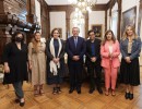 El presidente recibió a la alcaldesa de Barcelona, Ada Colau