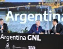 El presidente anunció un acuerdo entre YPF y Petronas para desarrollar una planta productora de GNL que cambiará la matriz energética del país